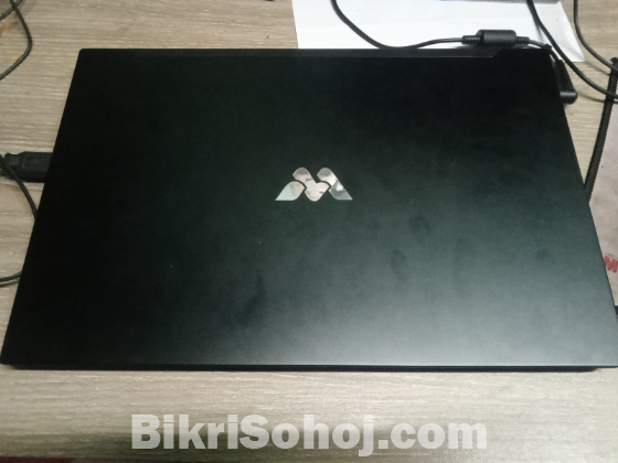 Walton Tamarind Laptop with grapics card